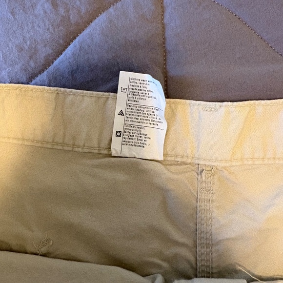 Carhartt NWT B145 Classic Canvas Short Khaki Waist 44 - Picture 9 of 9